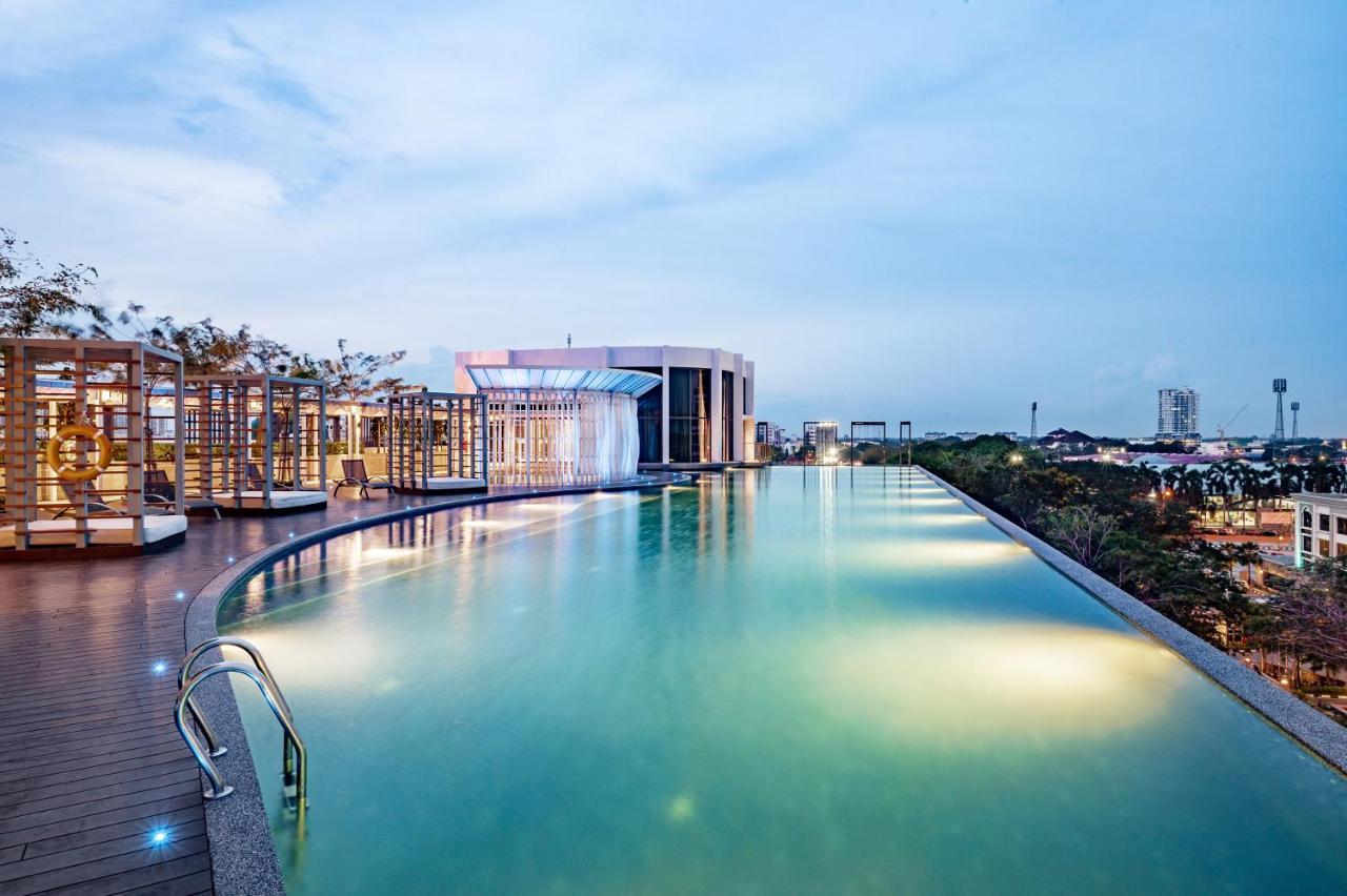 Troika Kota Bharu Penthouse Homestay 2 Rooms Exteriör bild