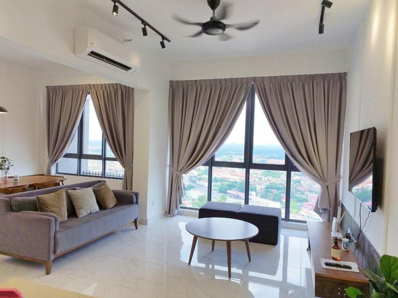Troika Kota Bharu Penthouse Homestay 2 Rooms Exteriör bild